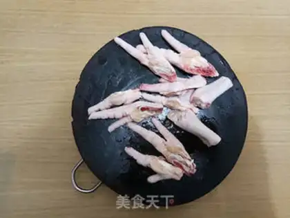 Make Hot chicken claws step 1
