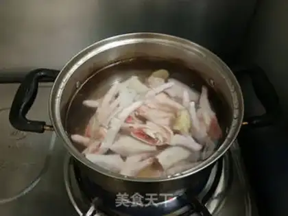 Make Hot chicken claws step 2