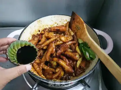Make Hot chicken claws step 8