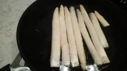 Make A white ham and cheese roll step 1