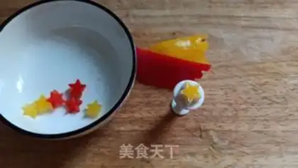 Make Tasty Christmas ring step 3