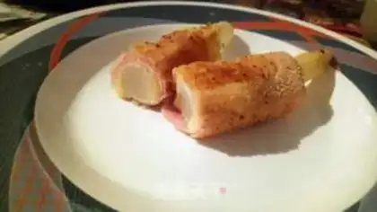 Make A white ham and cheese roll step 11