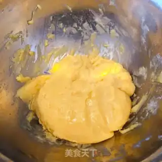 Make Christmas gingercake step 3