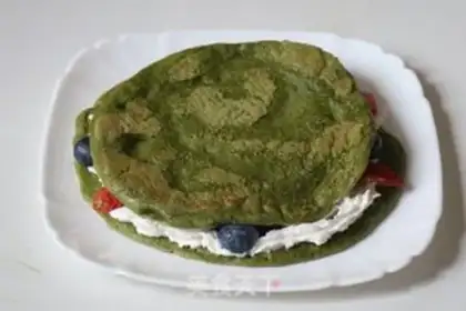 Make Christmas muffin cake step 13
