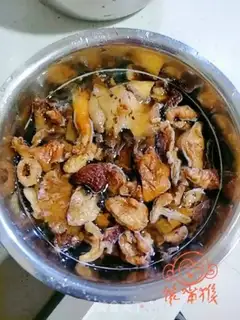 Make Wild mushroom steak step 1