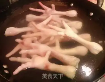 Make Spicy beers and claws step 1