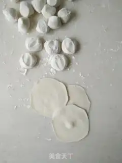 Make Spicy egg dumplings step 4