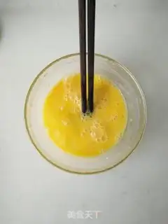 Make Shrimp egg rolls step 1