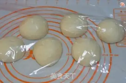 Make Black pepper chicken cheese bread step 6