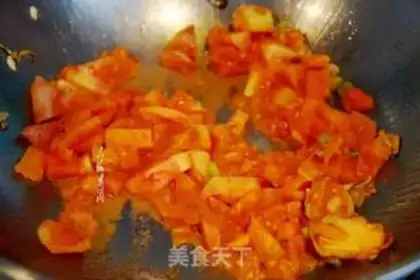 Make Hot tomato fried eggs step 3