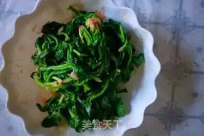 Make The spinach Christmas tree step 2