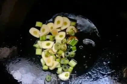 Make The spinach Christmas tree step 3
