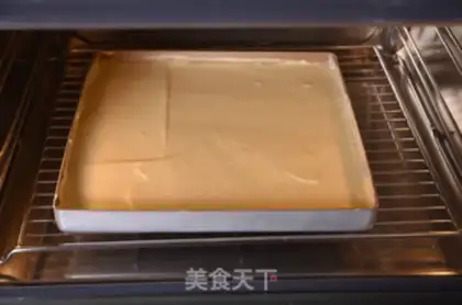 Make Strawberry roll step 5