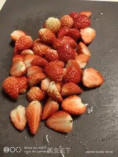 Make Strawberry apple banana salad step 4