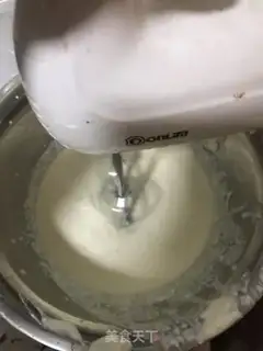 Make Tea strawberry mousse cake step 7