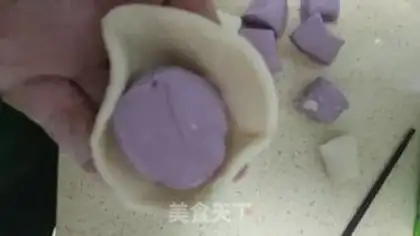 Make Flower buns step 4