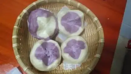 Make Flower buns step 7