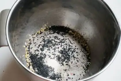Make Black oatmeal cookies step 2
