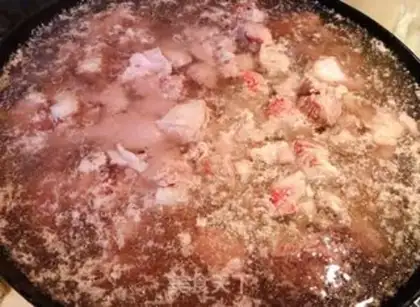 Make Cow carrot tofu soup step 1