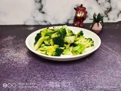Make Fried blue flowers step 5