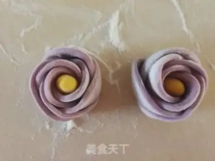 Make Purple roses step 20