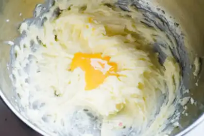 Make Cheese pound cake step 2