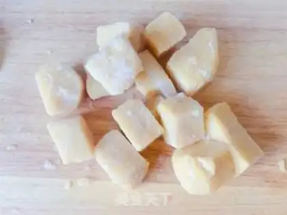 Make Frozen tofu pellets step 1