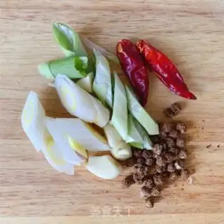Make Frozen tofu pellets step 2