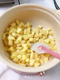 Make Christmas apple pie step 3