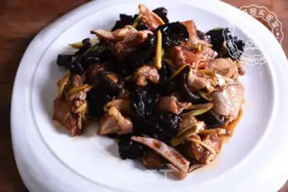 Make Mulberry mushroom steam chicken step 6