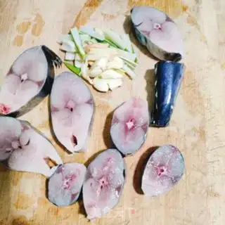 Make Fried mackerel step 1