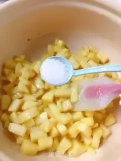 Make Christmas apple pie step 8
