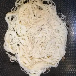Make Onion noodles step 4