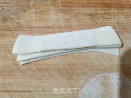 Make The dumpling skin step 2