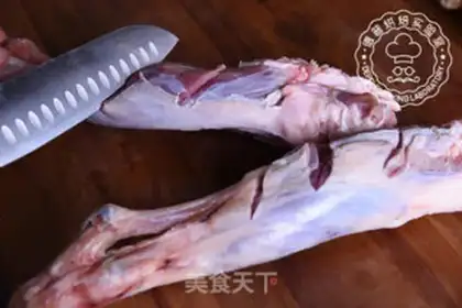 Make A young roasted leg step 1