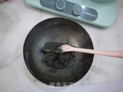 Make Toon sesame soup step 1