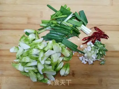 Make Meatloaf step 1