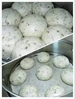 Make Green bean buns step 3