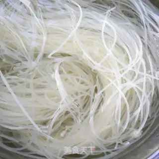 Make Chicken-cooked rice line step 0
