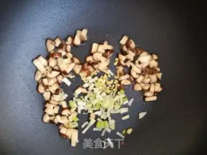 Make Shrimp noodles step 9