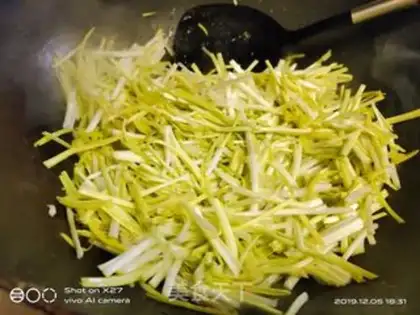 Make Yellow eggs step 6