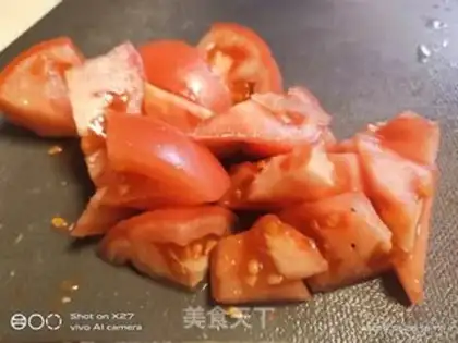 Make Tomato fried eggs step 0