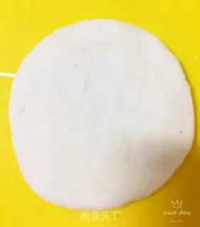 Make A milky yellow snack step 7
