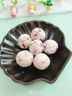 Make The cranberry ball step 8