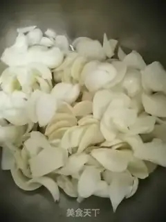 Make Egg lily step 0