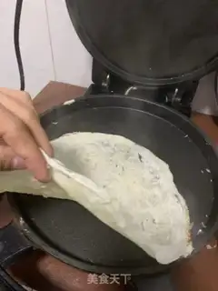 Make An egg box of celery step 2