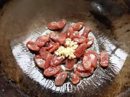 Make Four seasons of beans and sausage step 3