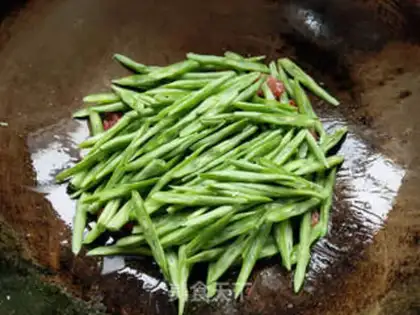 Make Four seasons of beans and sausage step 4