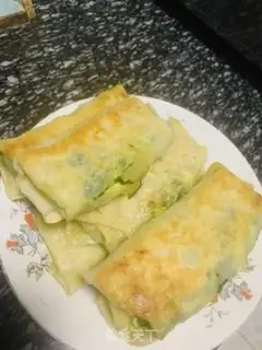 Make An egg box of celery step 5
