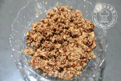 Make Red-tree cake step 1